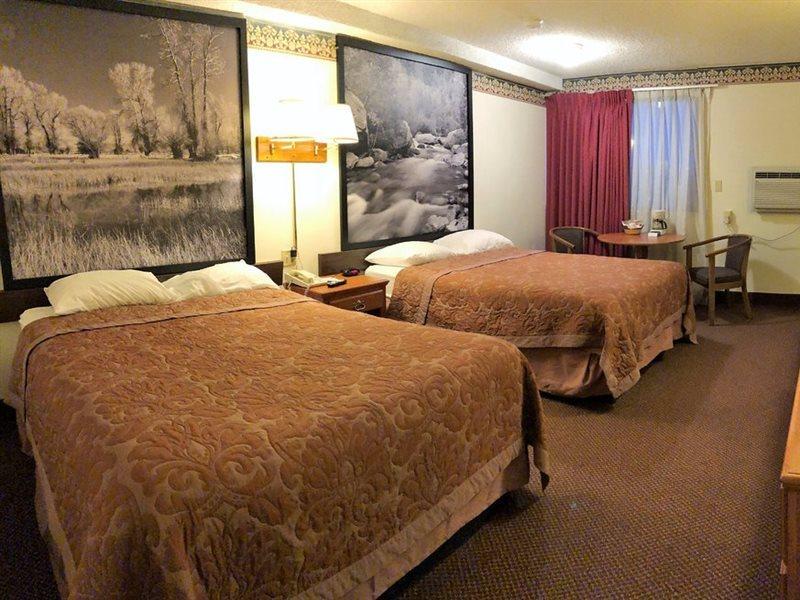 ซูเปอร์ 8 บาย วินด์แฮม ลารามี Hotel ภายนอก รูปภาพ